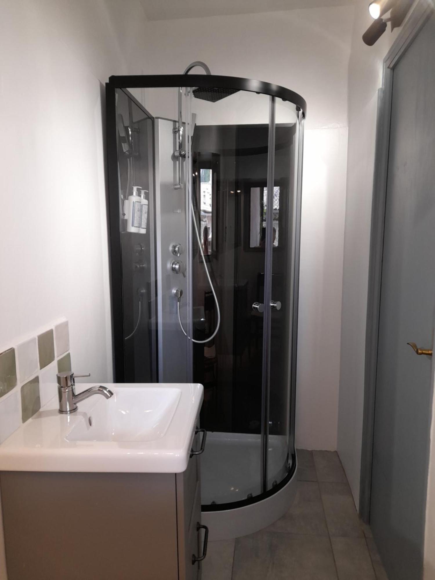 La Tour De Pezene Bed and Breakfast Anduze Kamer foto